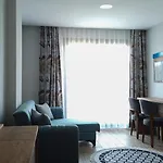Houdini Hotel *