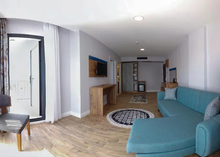 Отель Houdini *